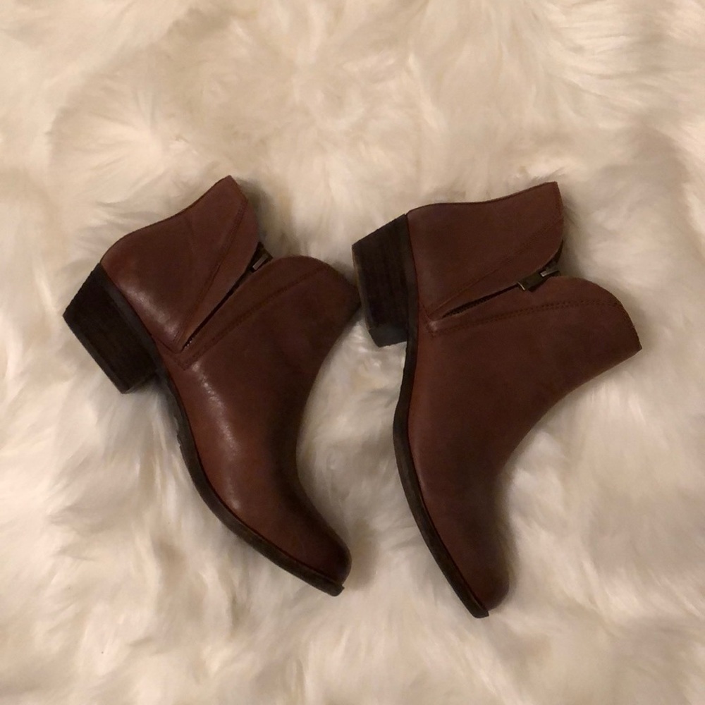 Leather lucky 🍀 brand shoes 8.5